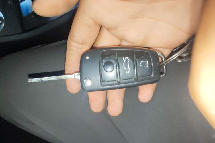 Used Audi Q3 2015 30 TFSI Comfort Model
