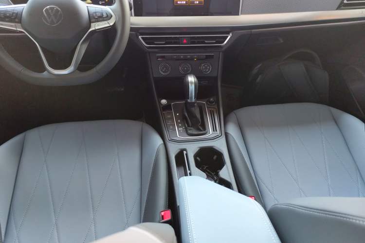 Used Volkswagen Lavida 2024 1.5L Automatic Starry Sky 5 Million Edition