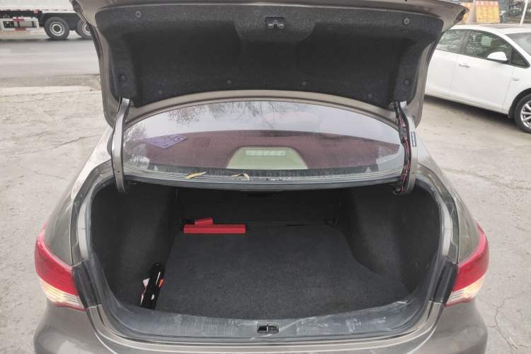 Used Nissan Sylphy 2012 Classic 1.6XE Automatic Comfort Edition
