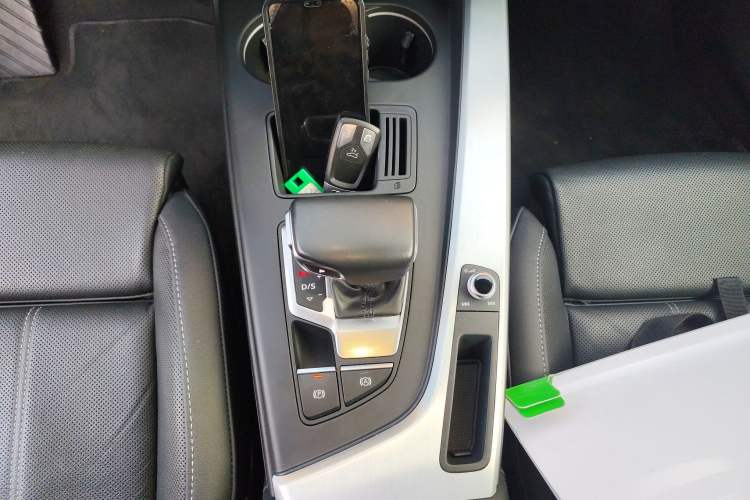 Used Audi A4L 2020 40 TFSI Fashion Dynamic Model
