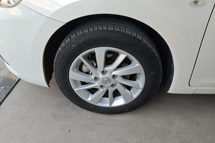 Used Nissan Tiida 2016 1.6L CVT Cool Dynamic Edition