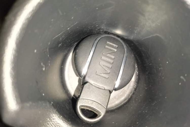 Used  MINI 2022 1.5T COOPER Artist
