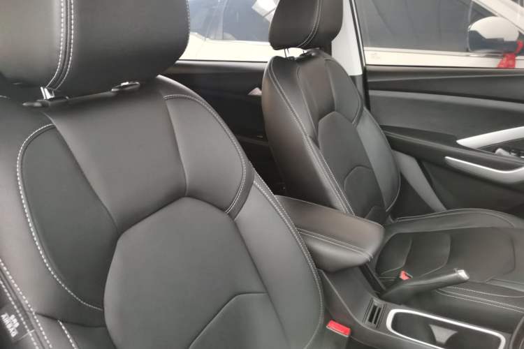 Used Baojun 530 2020 1.5T Manual Luxury Version 7 Seats
