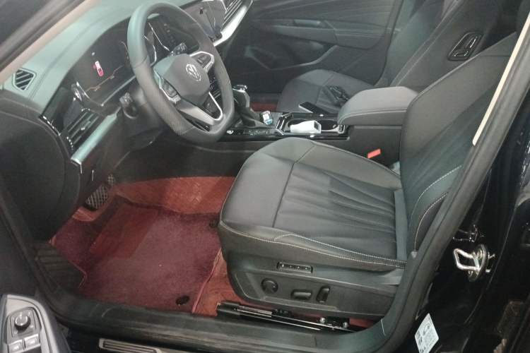 Used Volkswagen Passat 2025 Outstanding Model 330TSI Starry Elite Edition
