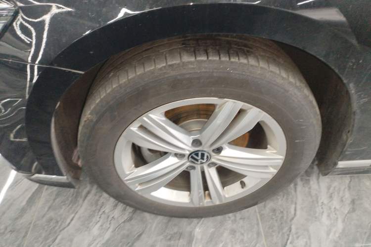 Used Volkswagen Magotan 2025 Zhongxiang Version 280TSI DSG Comfort Edition
