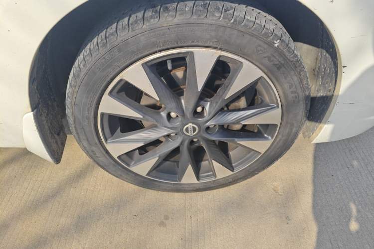 Used Nissan Lannia 2019 1.6L CVT Smart Connect Smart Cool Version China V Standard
