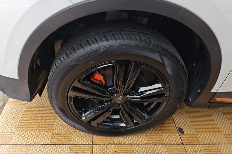 Used Geely Auto Emgrand X7 Sport 2022 Boyue X 1.8TD DCT ZhiZun Edition