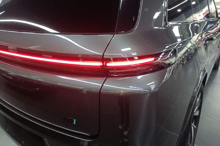 Used Li Auto L8 2023 Pro Model