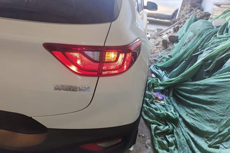 Used Kia kx1 Stonic 2019 1.4L Automatic Fun Edition China VI