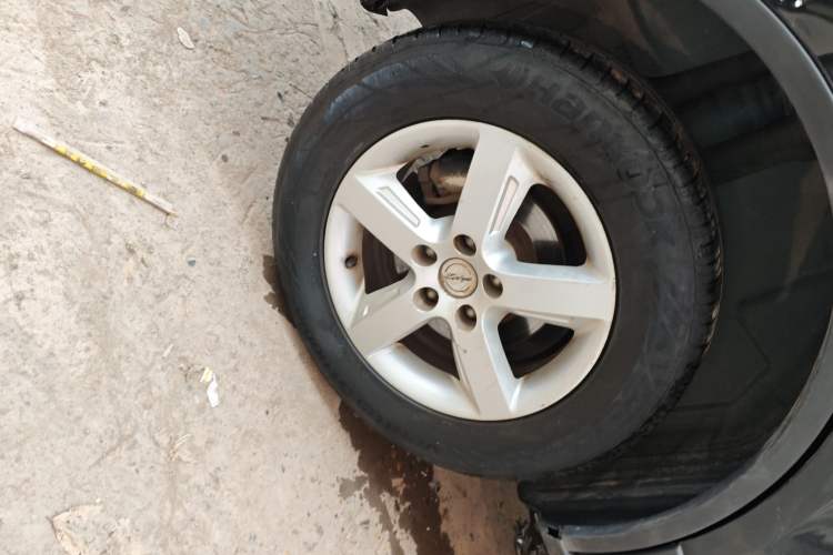 Used Zotye Domy X5 2016 1.5T Manual Luxury 7-Seater China V Emission Standard
