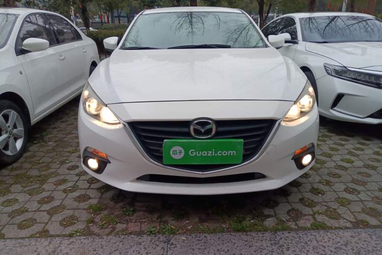 Used Mazda Mazda 3 Axela 2014 Sedan 1.5L Manual Comfort Model