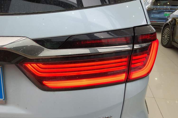 Used Honda Elysion 2024 2.0L eHEV Classic Edition
