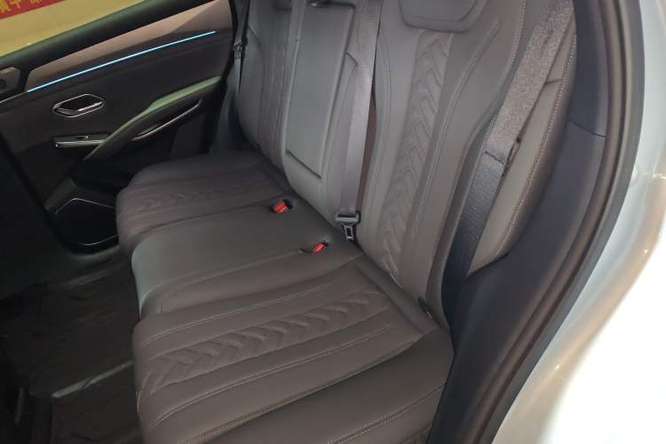 Used BYD Song L DM-i 2025 Intelligent Driving Version 160 km Beyond-Range Type