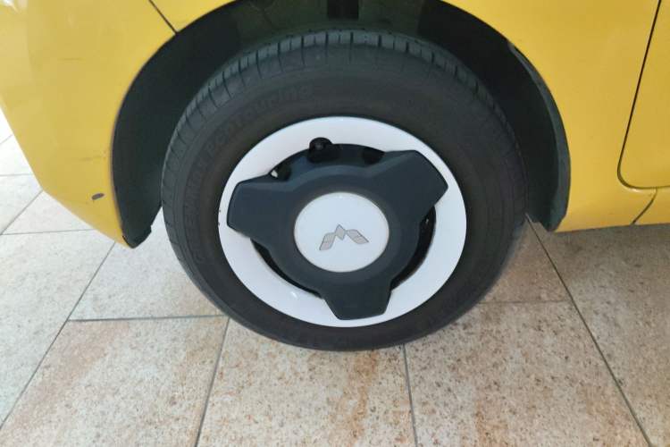 Used Wuling Hongguang MINIEV 2021 Macaron Premium Model – Lithium Iron Phosphate
