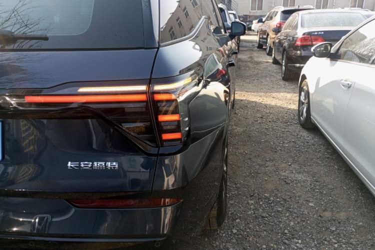 Used Ford Edge 2023 Ford Explorer L 2.0T EcoBoost Four-Wheel Drive 7-Seater Supreme Model
