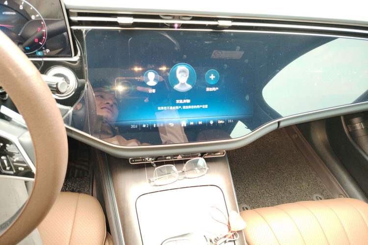 Used Mercedes-Benz E-Class 2025 E 300 L Luxury Model