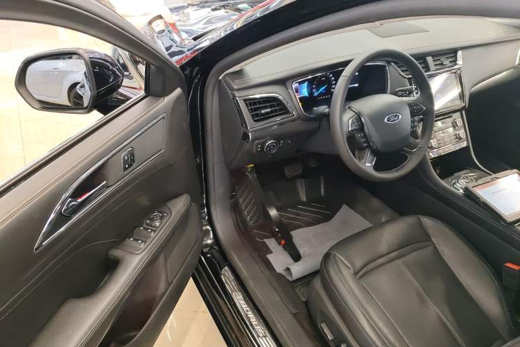 Used Ford Taurus 2017 EcoBoost 245 Fashion Edition