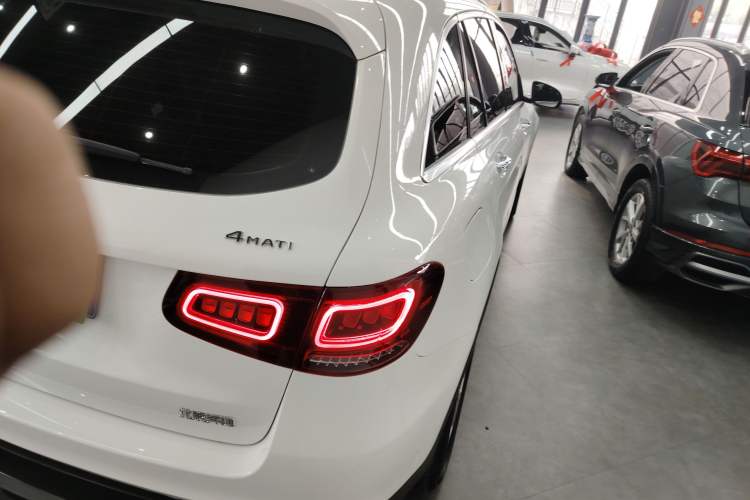 Used Mercedes-Benz GLC 2020 GLC 260 L 4MATIC Dynamic Model
