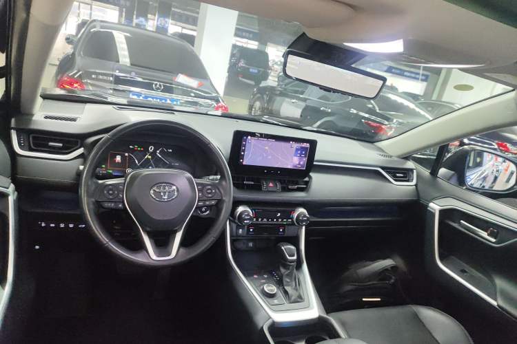 Used Toyota Wildlander 2023 Dual-Motor 2.5L E-CVT Four-Wheel Drive Prestige Edition
