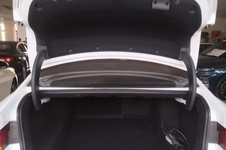 Used BYD Qin PLUS 2024 HONOR Edition DM-i 55KM Leading Model
