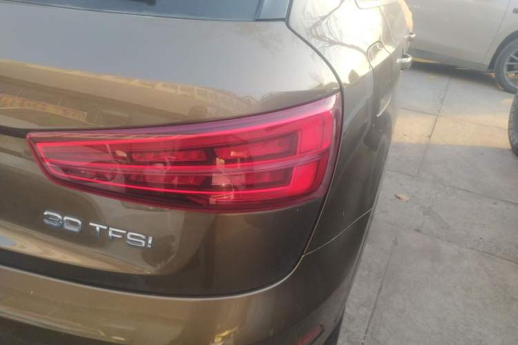 Used Audi Q3 2017 30 TFSI Fashion Model
