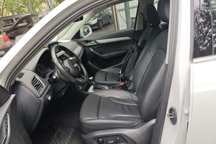 Used Audi Q3 2015 35 TFSI quattro Technology Edition
