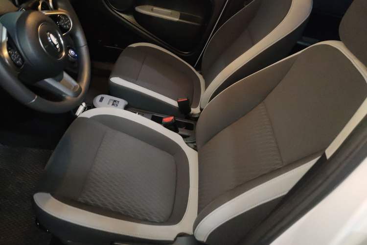 Used ORA Black Cat 2022 Updated Version 301 km Cute Pet Edition Lithium Iron Phosphate