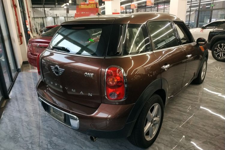 Used  Countryman 2014 1.6L ONE
