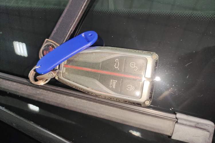 Used Hongqi HS5 2022 Revised Version 2.0T Smart Connect Flagship Edition