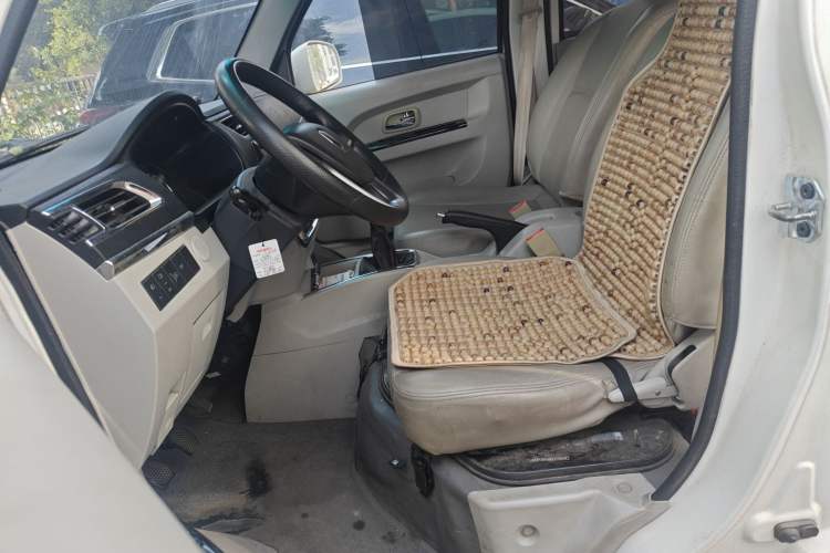 Used Jinbei New Hiace S 2021 1.5L Business-Class Central Air-Conditioned Coach China VI Standard SWC15M