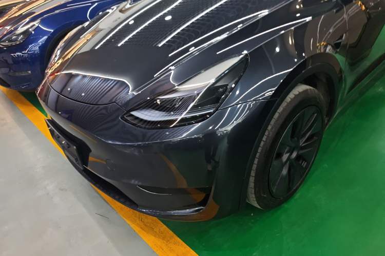 Used Tesla Model Y 2024 Rear-Wheel-Drive Version
