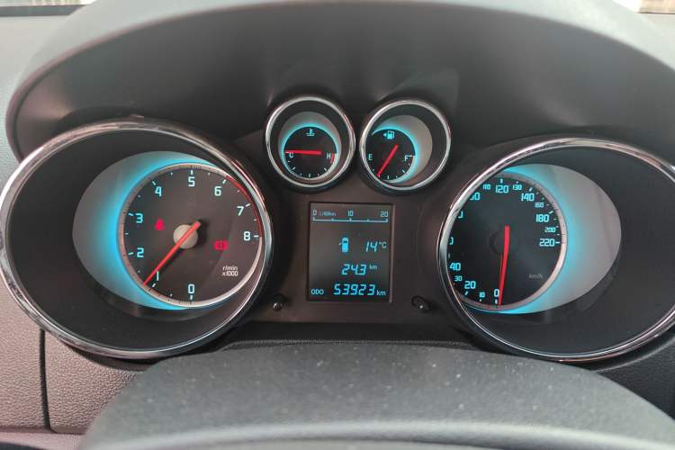 Used Changan CS35 2015 1.6L Manual Luxury Model China IV Standard