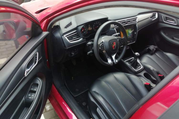 Used Roewe i5 2019 1.5L Manual 4G Connectable Langhao Edition
