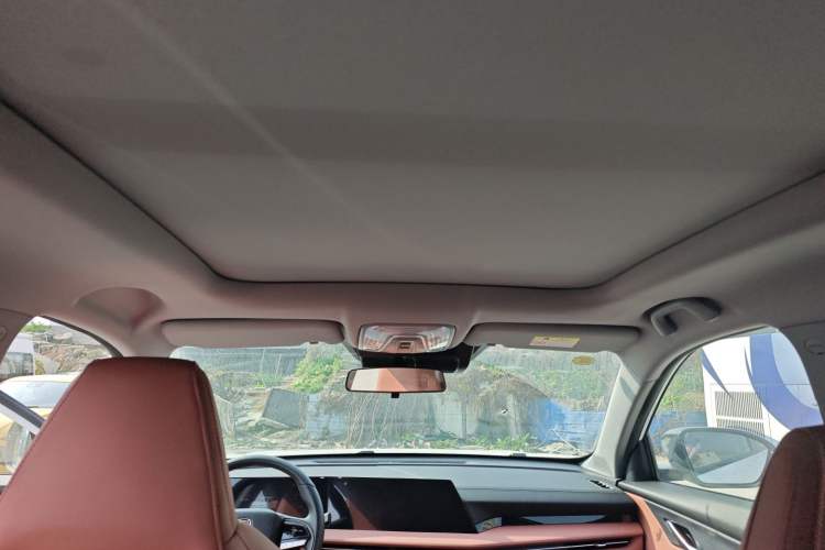 Used Changan CS75 PLUS 2024 3rd Generation Champion Edition 1.5T Intelligent Drive Dynamic Model
