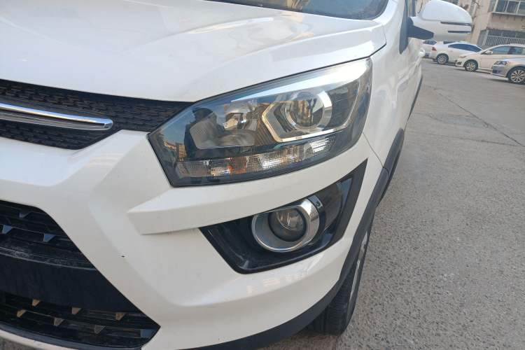 Used BAIC Senova X25 2015 1.5L Manual Comfort Model
