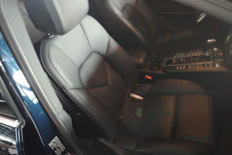 Used Porsche Macan 2018 Macan 2.0T
