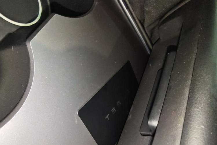 Used Tesla Model Y 2024 Rear-Wheel-Drive Version