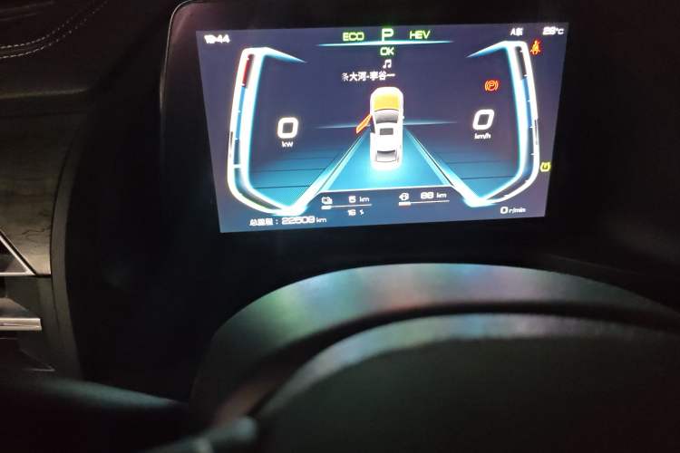 Used BYD Qin Pro New Energy 2018 DM 1.5TI Automatic Smart Connect Dynamic Model