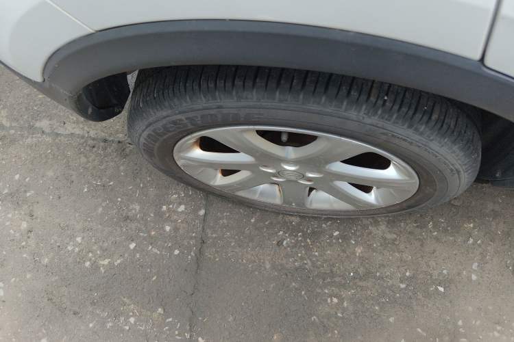 Used Buick Encore 2015 1.4T Manual Two-Wheel Drive Urban Advanced Model
