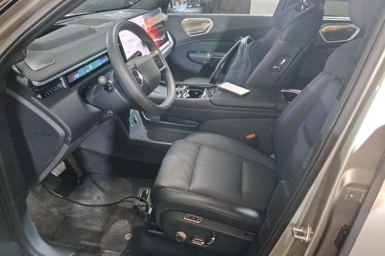 Used Lynk & Co 900 2025 2.0T Ultra
