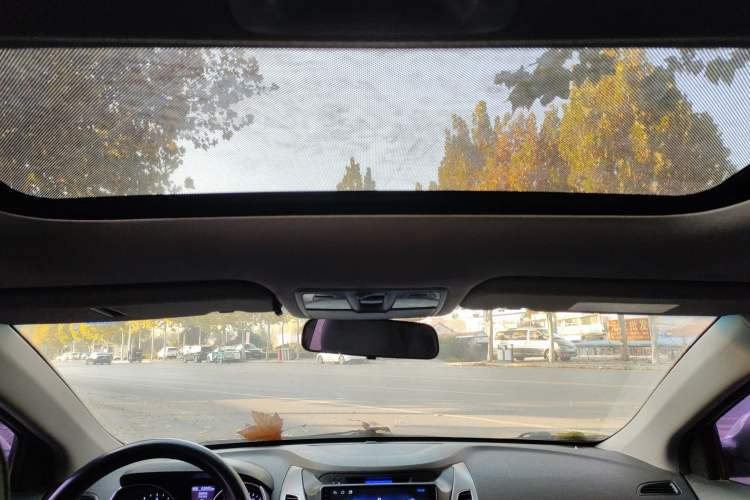 Used Hyundai Elantra 2015 1.6L Manual Leading Model
