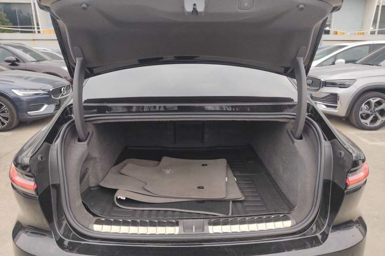 Used Nio ET7 2022 100kWh First Edition
