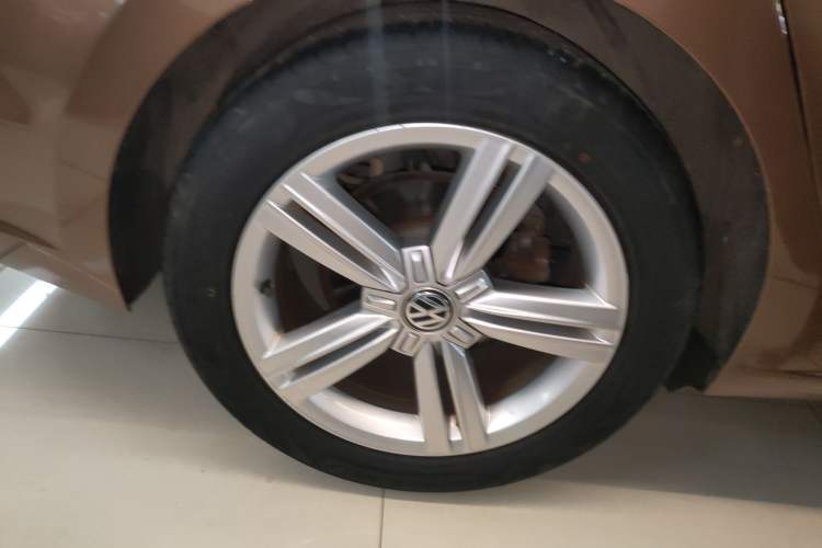 Used Volkswagen Lamando 2015 280TSI DSG Comfort Edition