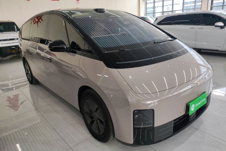 Used Li Auto MEGA 2025 Home Family Special Edition
