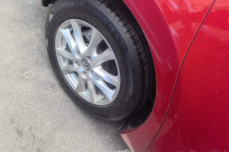 Used Mazda Mazda 3 Axela 2019 Cloud-Controlled Sedan 1.5L Automatic Luxury Model China VI Standard
