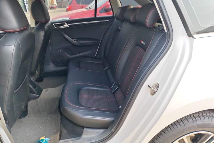 Used Skoda Rapid Spaceback 2016 Facelifted TSI230 DSG Smart Drive Version