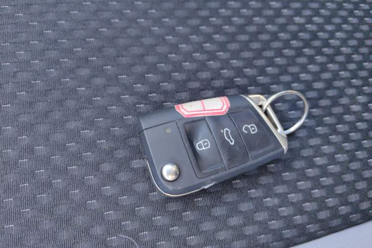 Used Volkswagen Tacqua 2023 200TSI DSG Joy-Connect Edition
