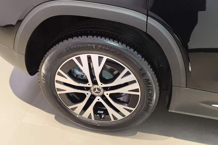 Used Mercedes-Benz GLB 2024 Refresh GLB 220 Dynamic Edition