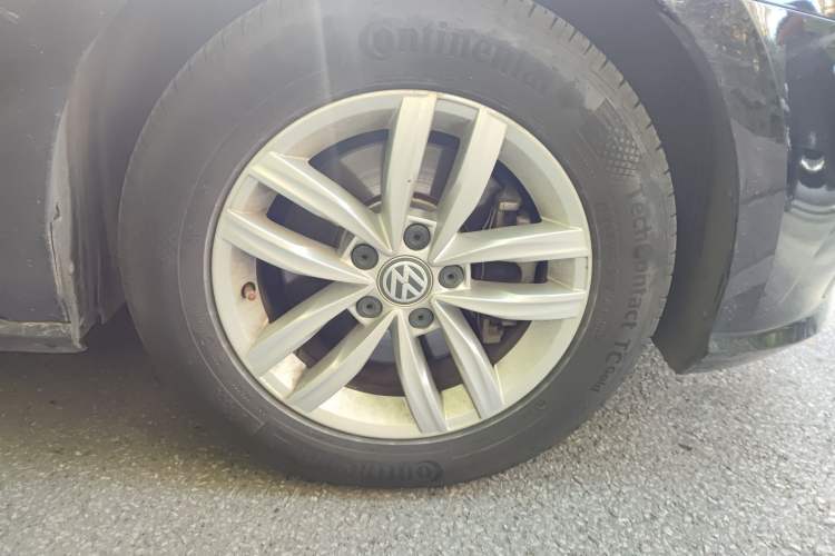 Used Volkswagen Passat 2016 330TSI DSG Luxury Edition
