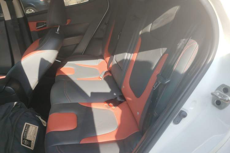 Used  Refine S2 2018 Smart Drive Edition 1.5L Manual Luxury Smart Model
